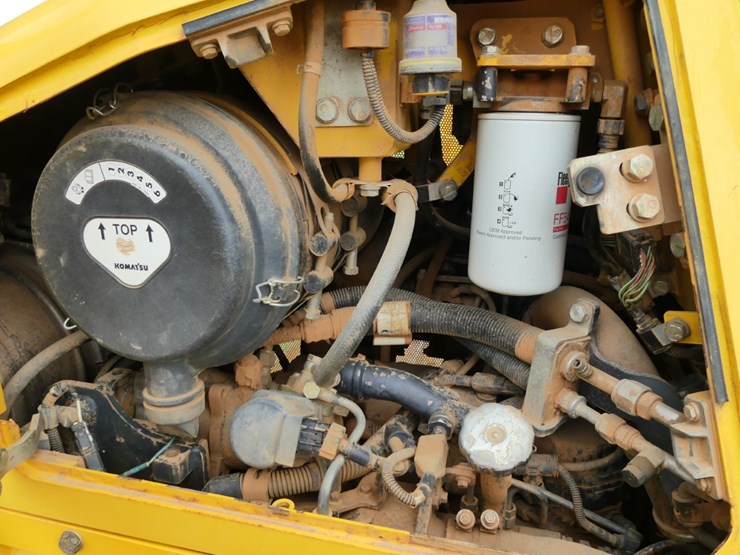2018-komatsu-d51px-24-image-9