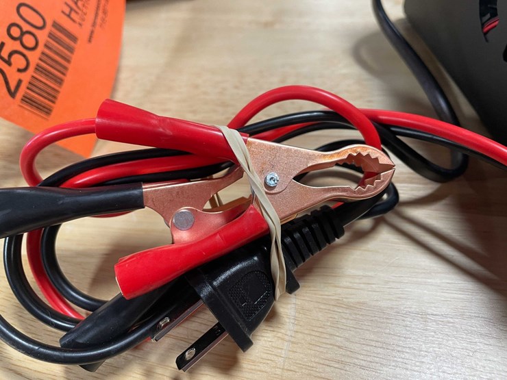 #2580-•-smart-battery-charger-(cw)-image-12