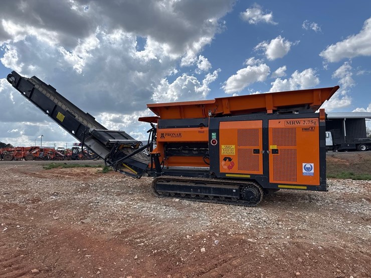 2023-pronar-mrw-2.75g-mobile-material-shredder-recycler-image-6