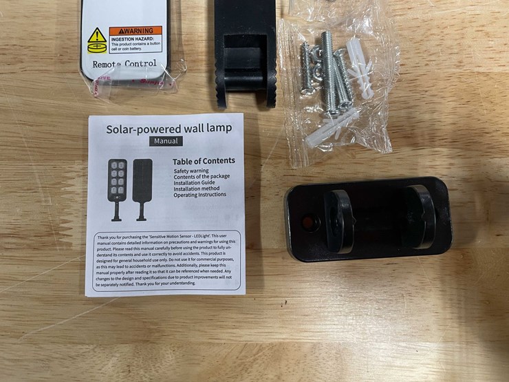 #2566-•-large-led-sensor-style-street-lamp-(cw)-image-3