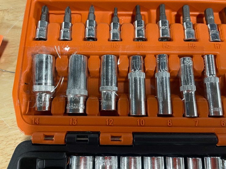 #2571-•-53-piece-socket/bit-set-(cw)-image-6
