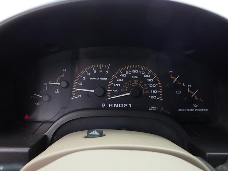 2003-ford-expedition-image-32