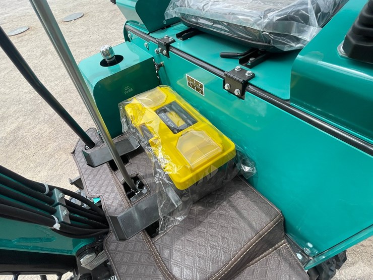 #3013-•-unused-2026-cfg-mini-excavator-image-9