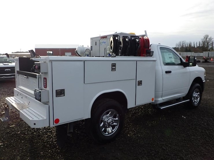 2024-dodge-ram-2500-image-5