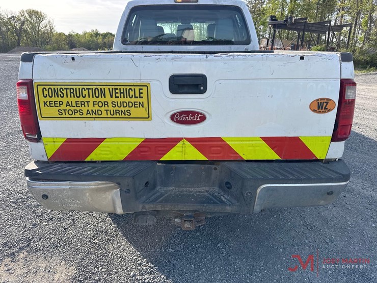 2015-ford-f250-xl-image-14