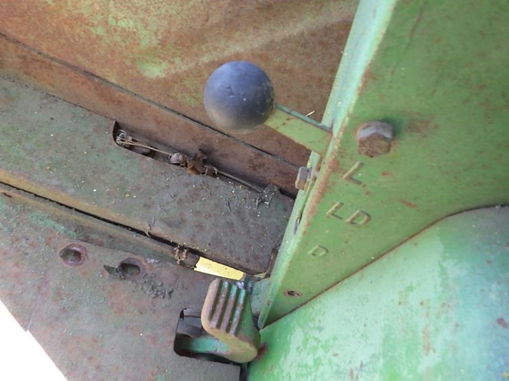 john-deere-4020-image-40
