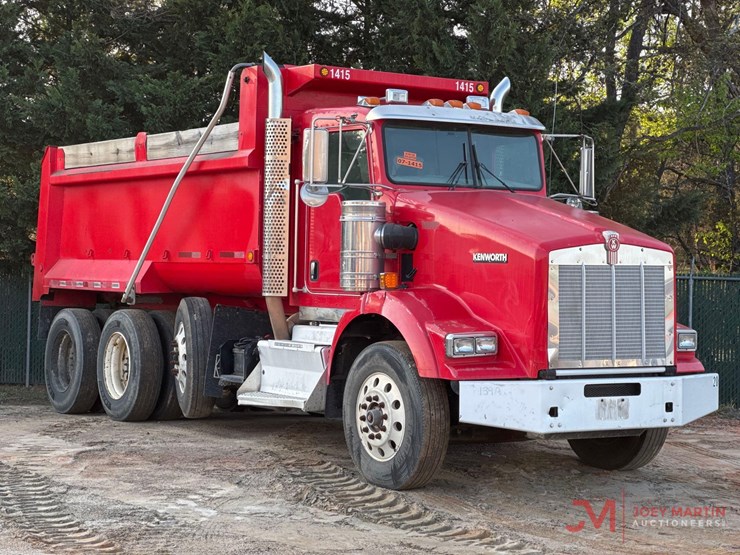 2013-kenworth-t800-image-1