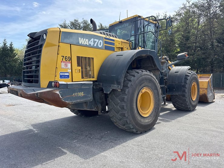 2017-komatsu-wa470-8-image-3