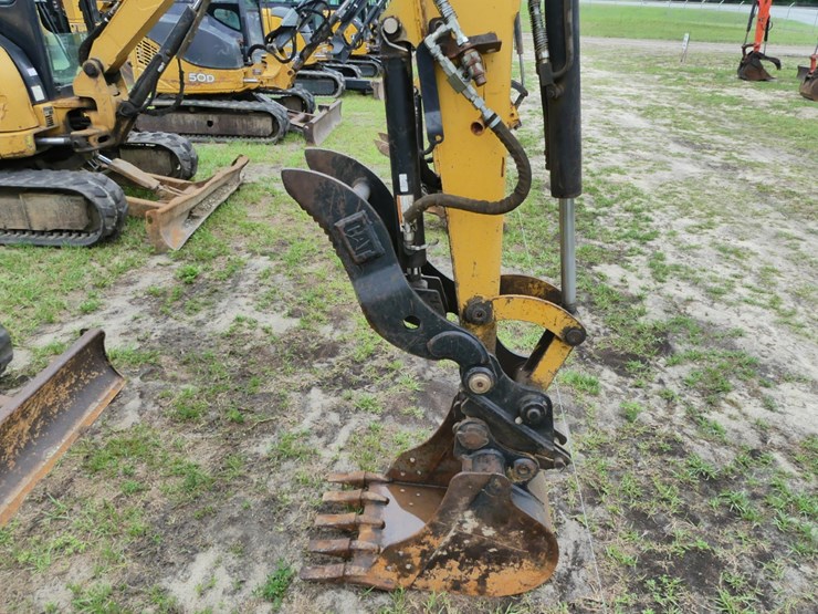 2005-caterpillar-303-image-8