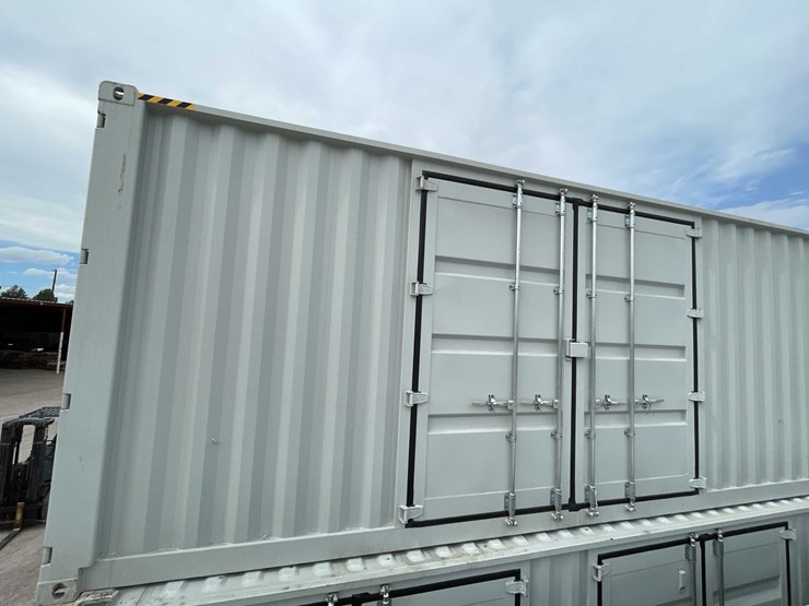 #101-•-40'-high-cube-multi-door-container-image-2