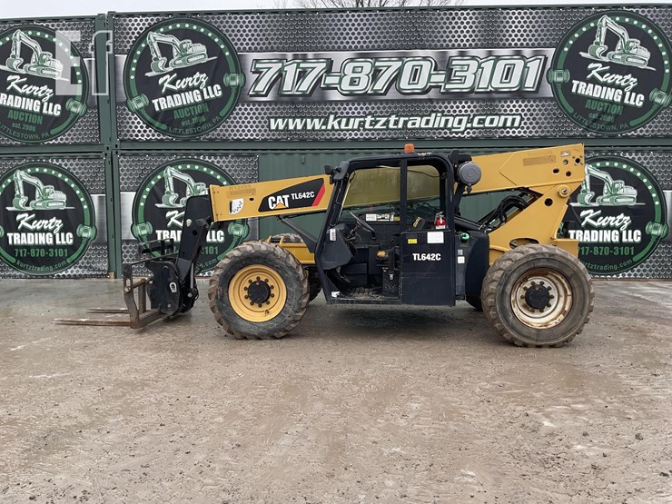 2014-caterpillar-tl642c-image-1