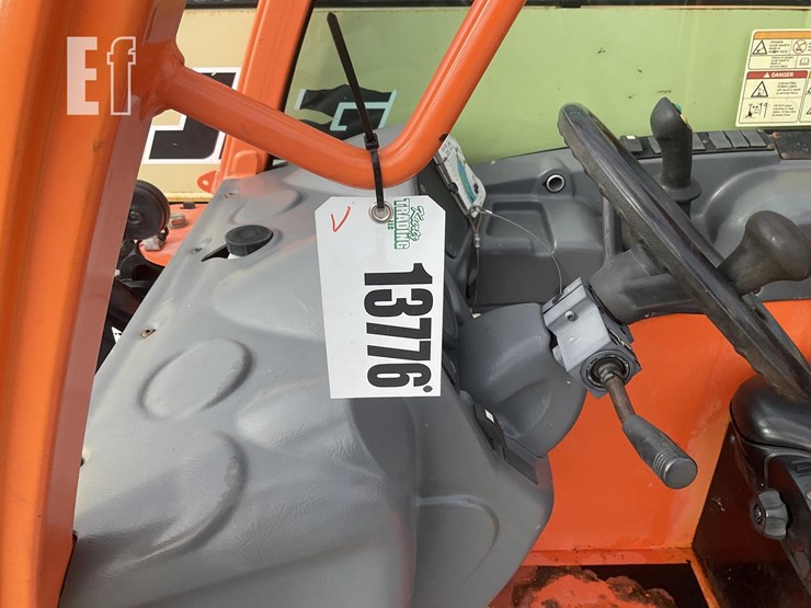 2021-jlg-g5-18a-image-18