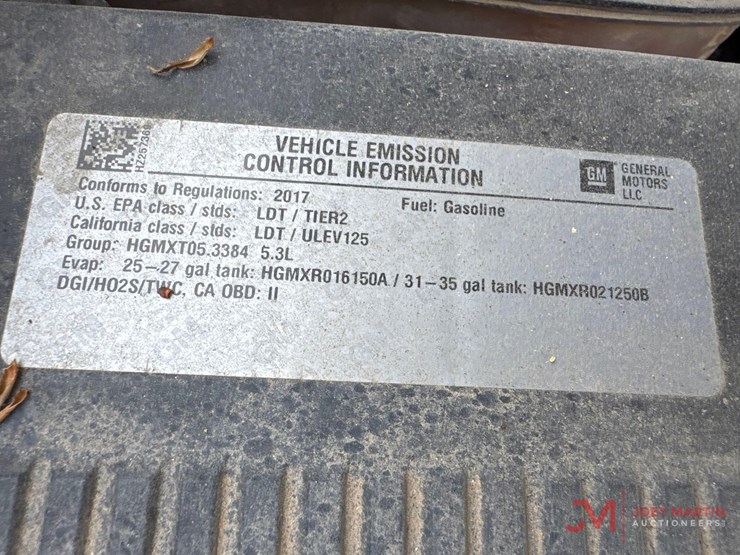 2017-chevrolet-silverado-1500-image-21