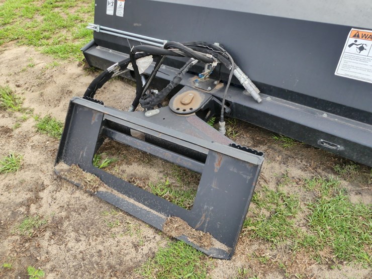 angle-broom-image-4