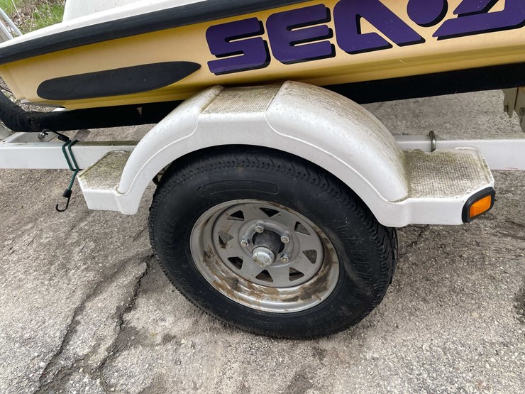 #1492-•-(2)-sea-doos-with-trailer-(both-have-registration-card)-(of)-image-18