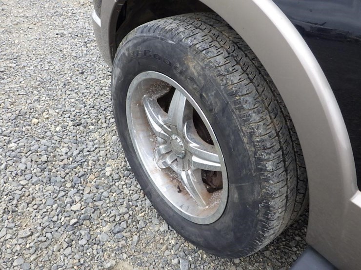 2003-ford-expedition-image-19