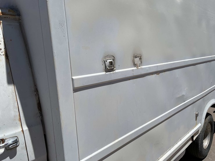 #170-•-1977-ford-e-383-box-truck-(has-nm-title)-image-39