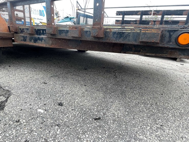 #1488-•-2018-pj-trailer-utility-trailer-(has-wi-title)-(of)-image-26