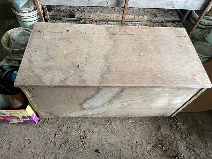 #9635-•-wood-chest-image-6