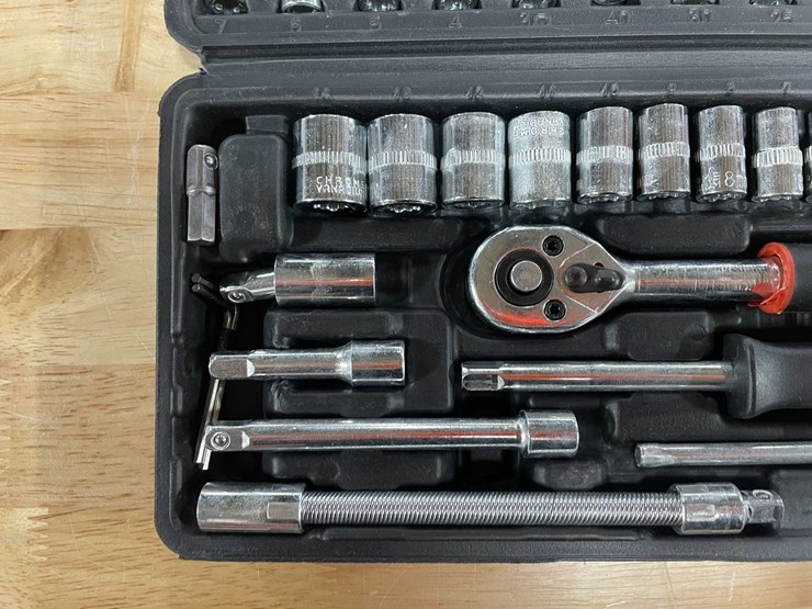 #2568-•-46-piece-socket-set-(cw)-image-5