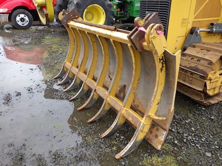 2016-deere-650k-image-19