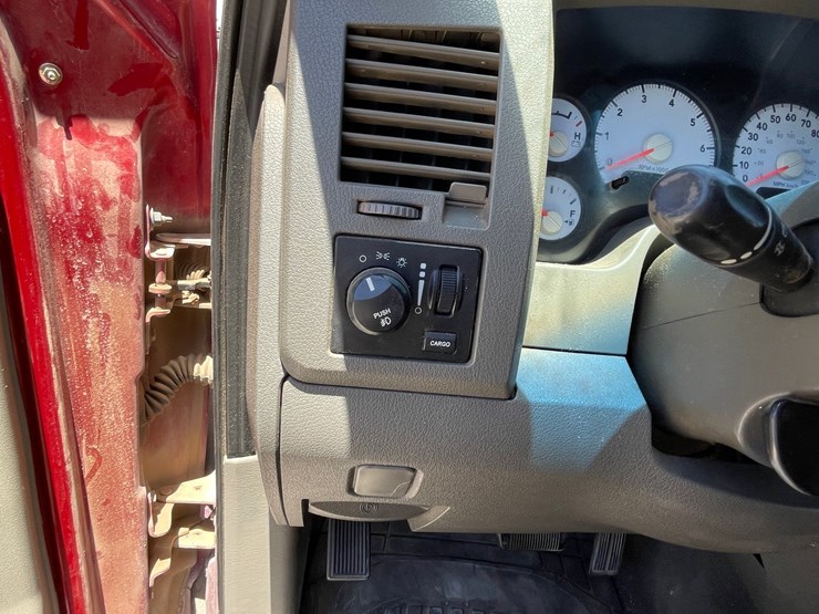2007-dodge-ram-1500-image-70