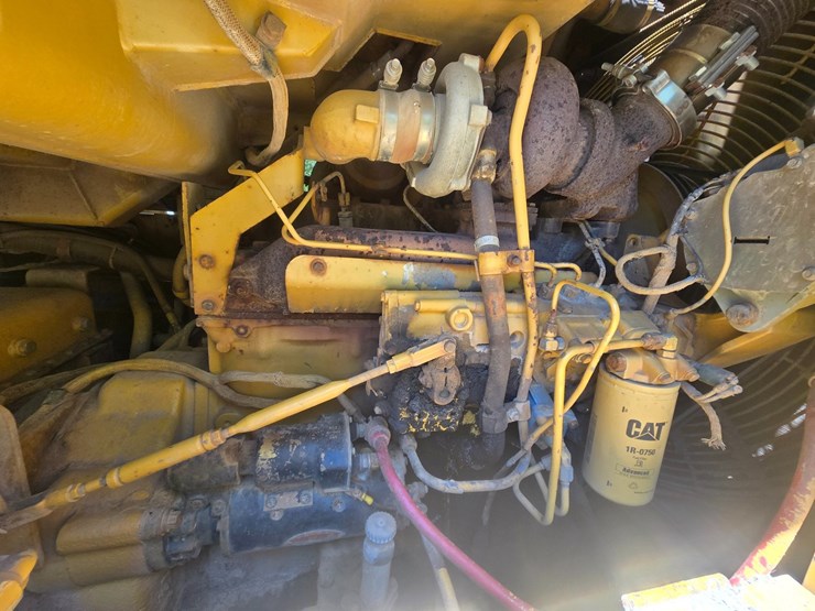 caterpillar-963-image-25