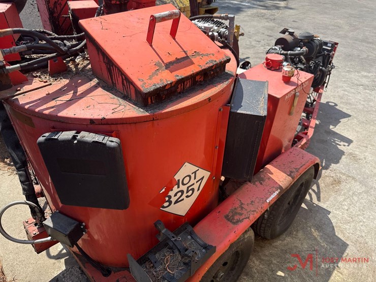 2006-crafco-ss125dc-125-pot-hole-patcher-image-2