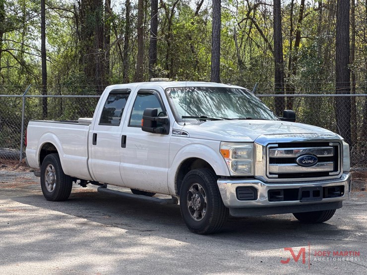 2015-ford-f250-xlt-image-1