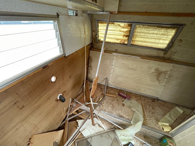 #172-•-camper-(no-title)-image-63