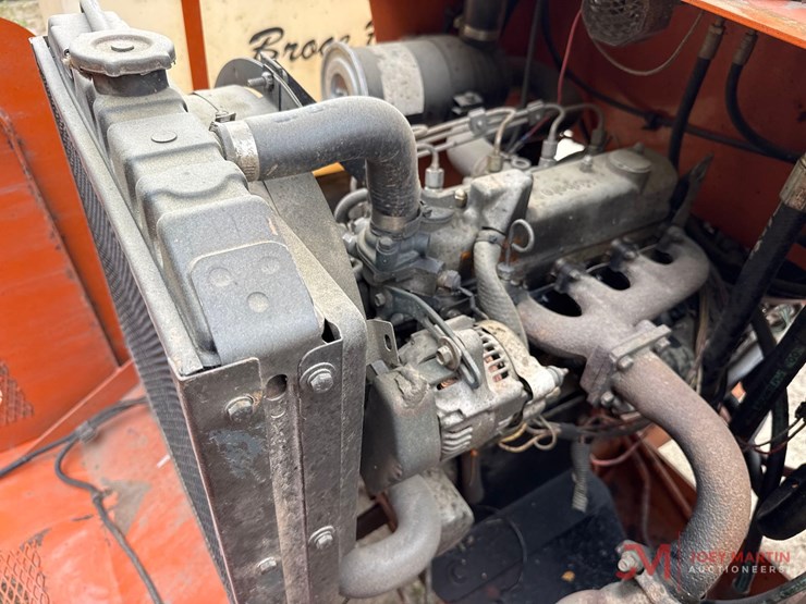 2001-broce-bb250b-image-15