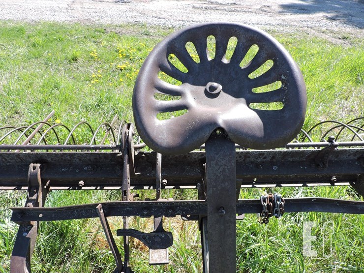 vintage-dump-rake-image-3