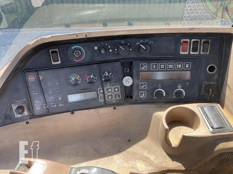 1998-john-deere-8400-image-13