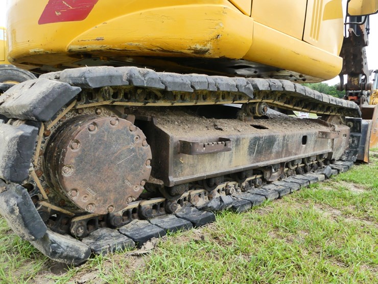 deere-135g-image-6