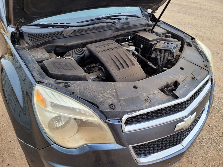 2011-chevrolet-equinox-lt-image-21