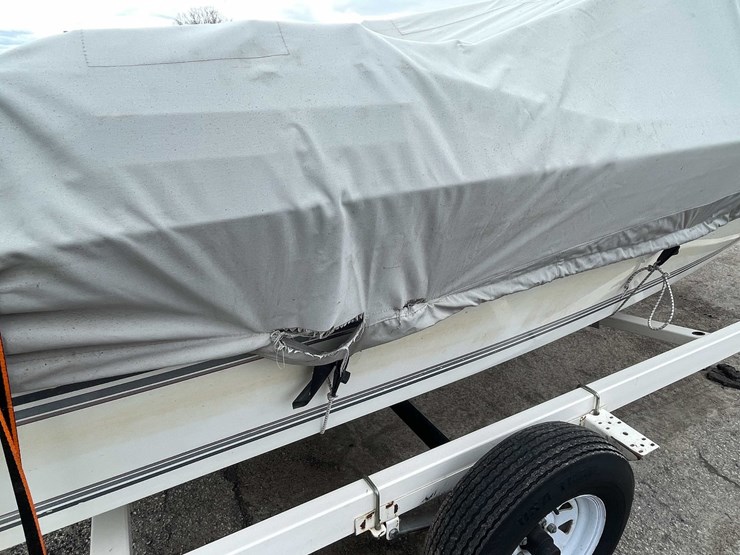 #1489-•-1991-17'-renker-fiberglass-boat-(has-wi-title)-image-28