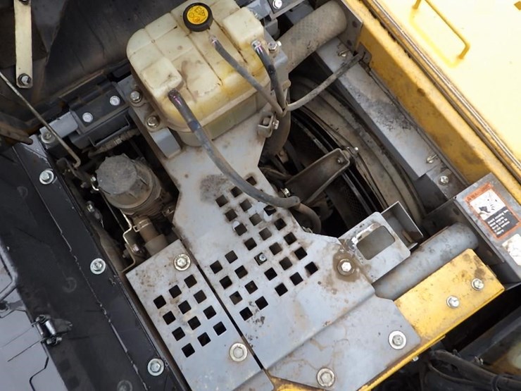 deere-135g-image-8
