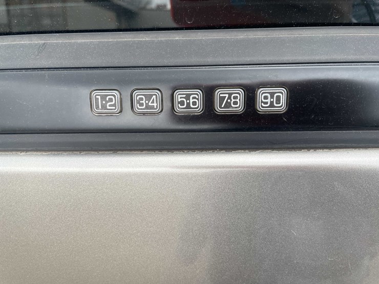 2008-ford-expedition-xlt-image-40