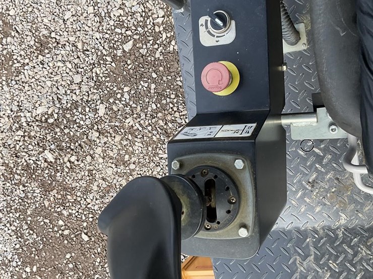 2019-case-sv208d-image-10