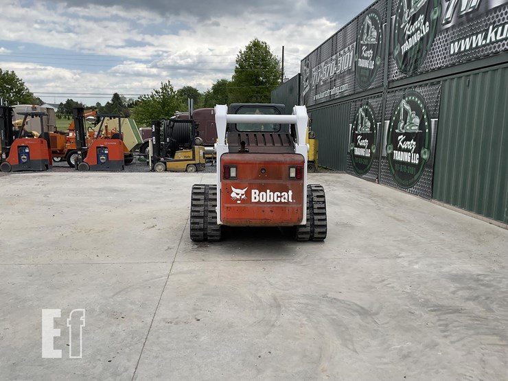 2010-bobcat-t300-image-3