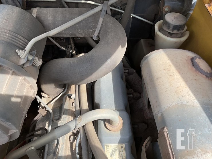 2005-new-holland-ls190-image-15