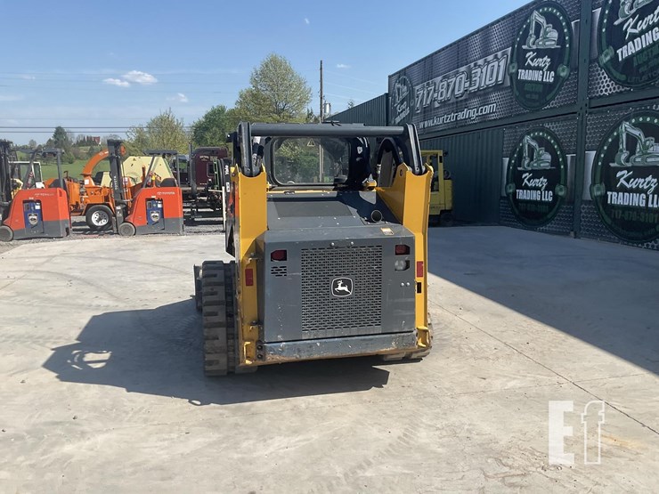 2023-deere-317g-image-3