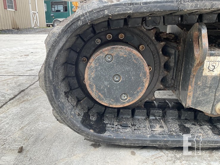 2022-bobcat-e32i-image-10
