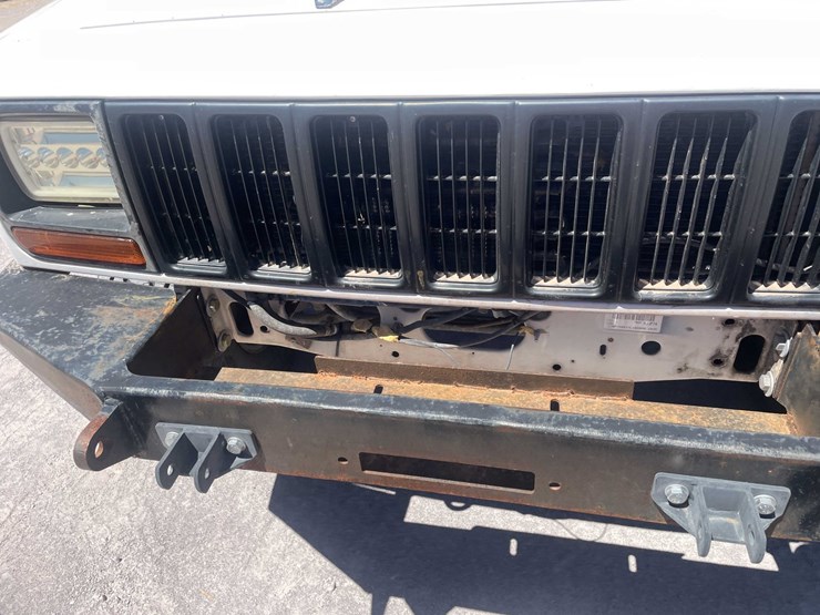 #152-•-2000-jeep-4x4-(has-tx-rebuilt-salvage-title)-image-26