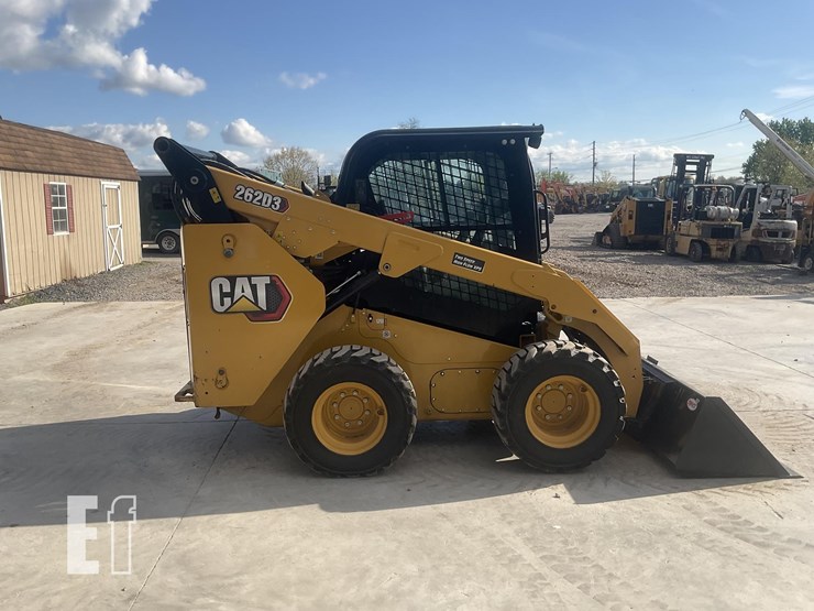 2023-caterpillar-262d3-image-5