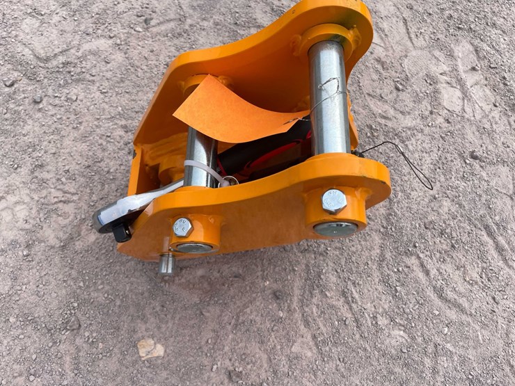 #3106-•-unused-2026-excavator-quick-hitch-image-3