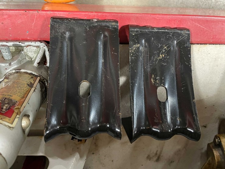 #2584-•-jacks-and-supports-assortment-(cw)-image-9