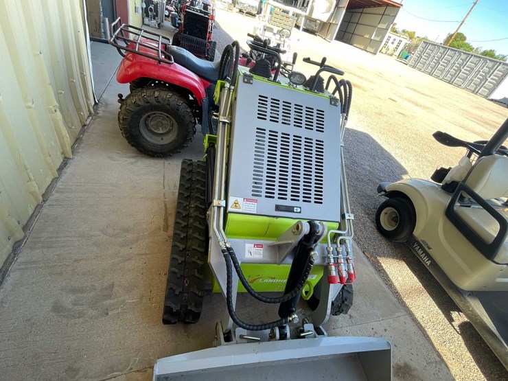 #251-•-mini-skid-steer-image-6