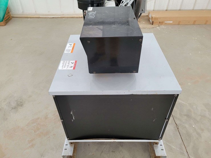 ford-lrg425-image-15