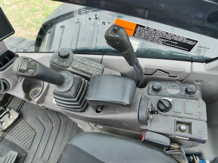 kubota-kx057-5-image-14